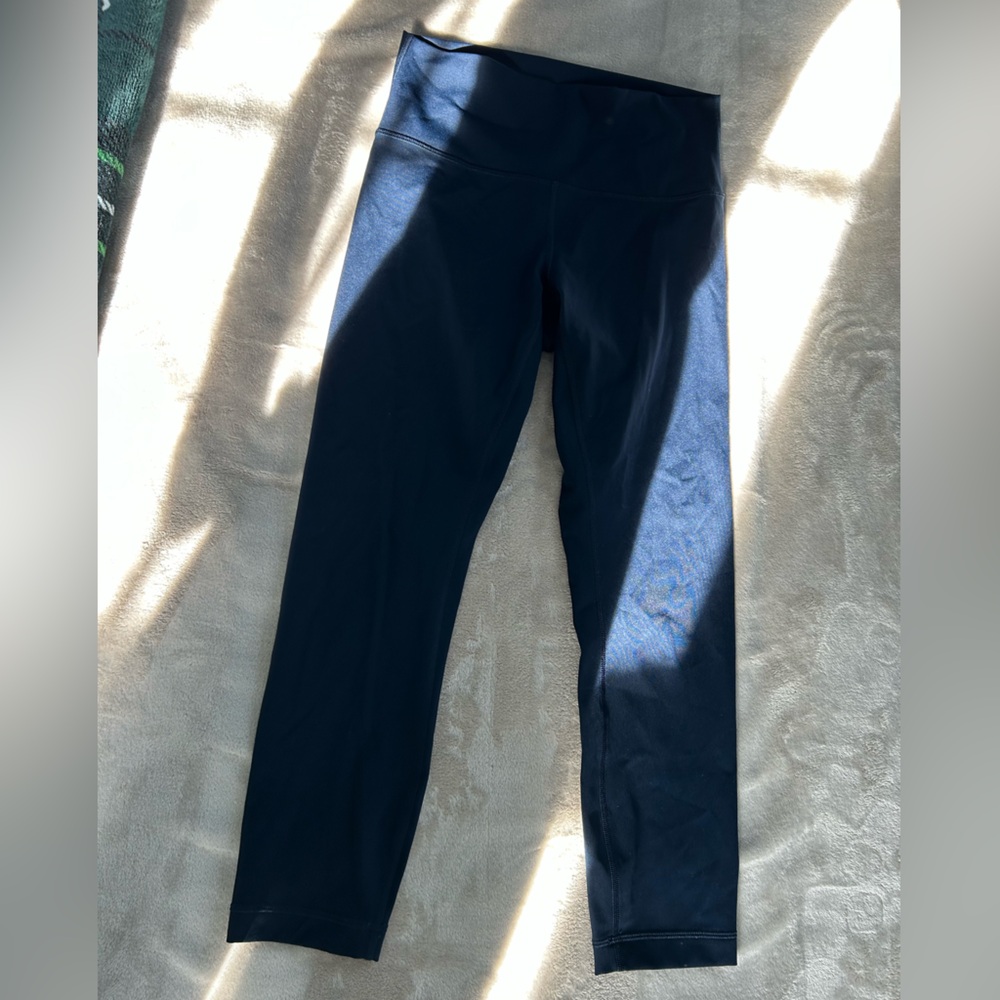 Lululemon Wunder Under - size 8